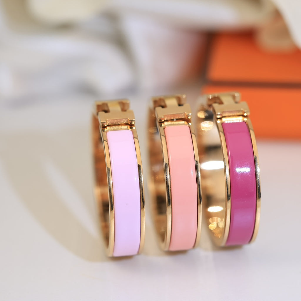 The Classic H Enamel Bangle (pinks)