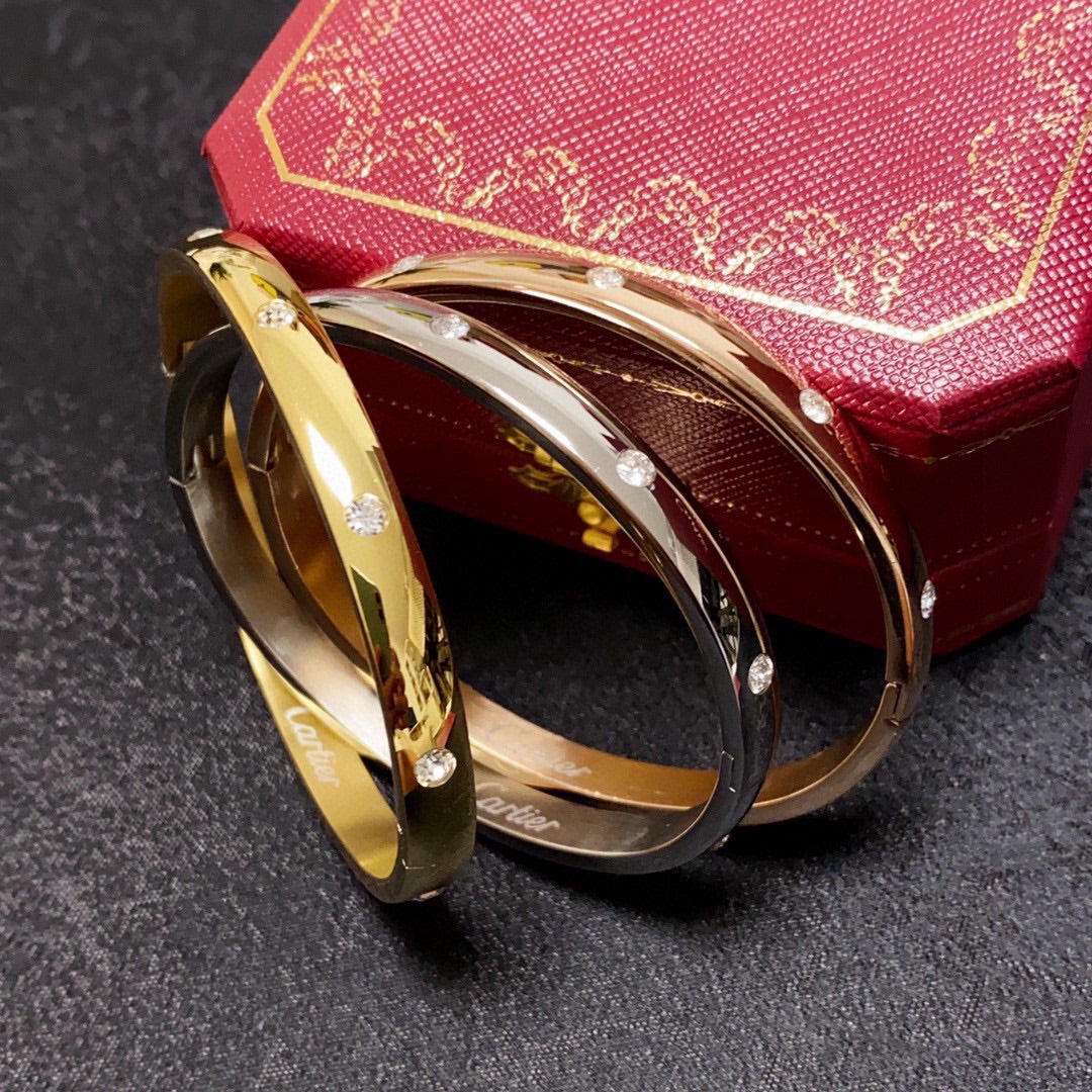 The Accent Bangle