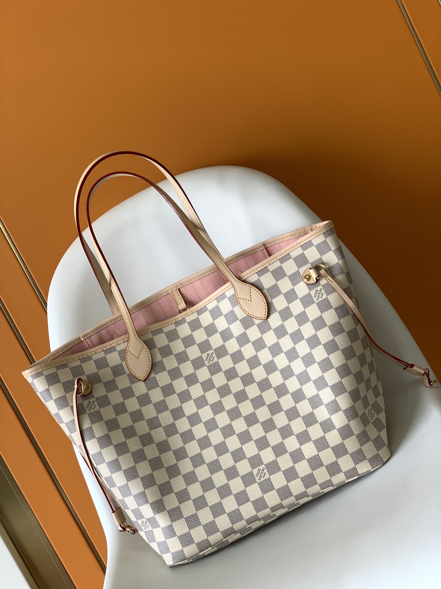 The Neverfull Icon