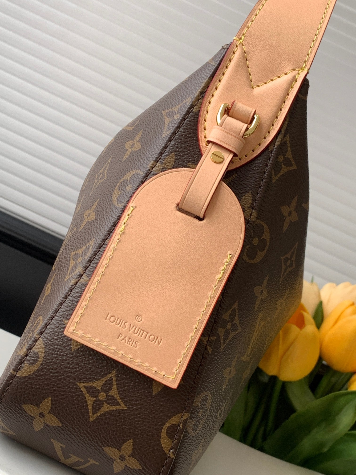 The Bella Curve Bag