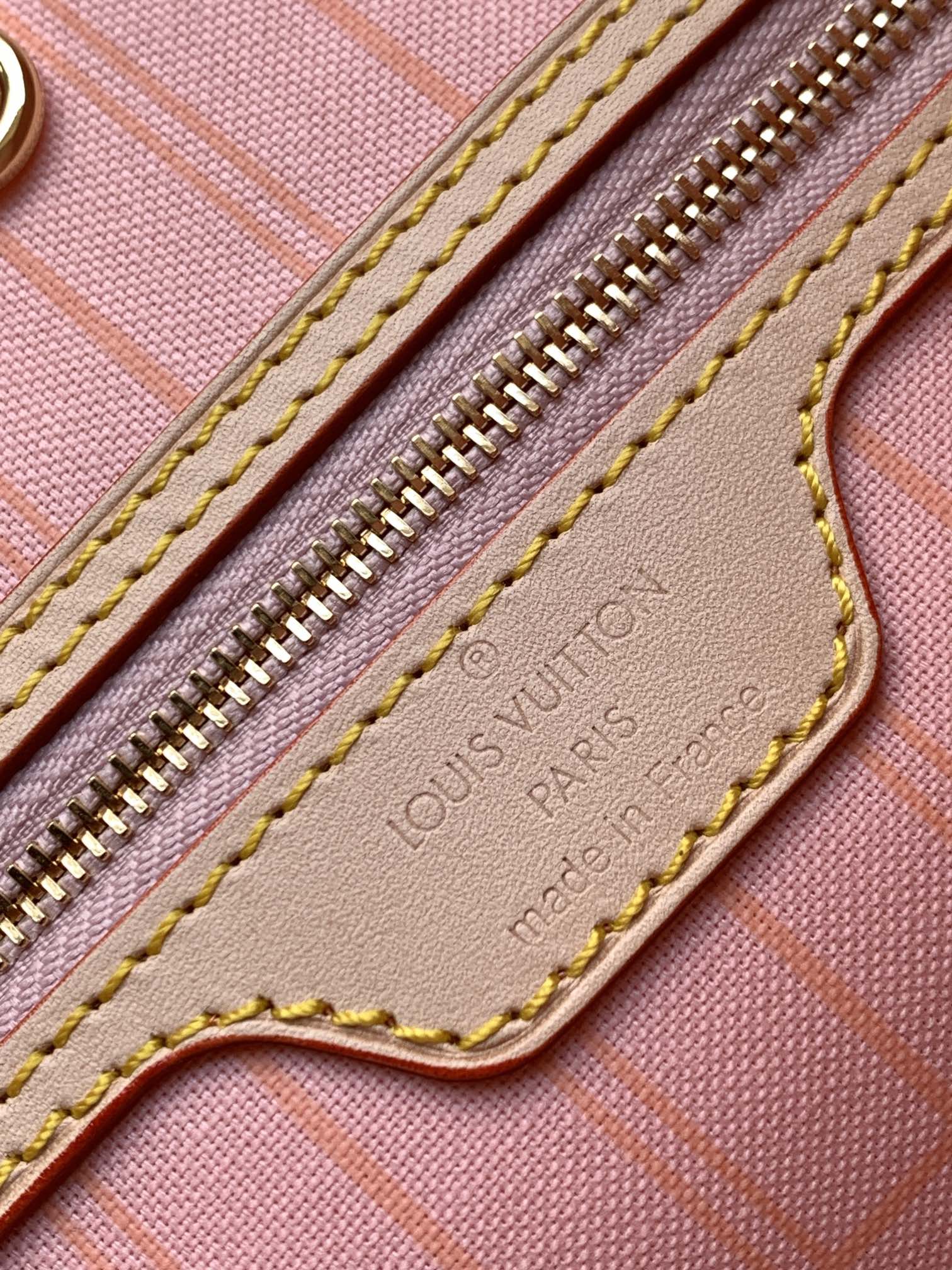 The Neverfull Icon