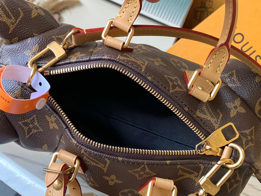 The Puppy Purse