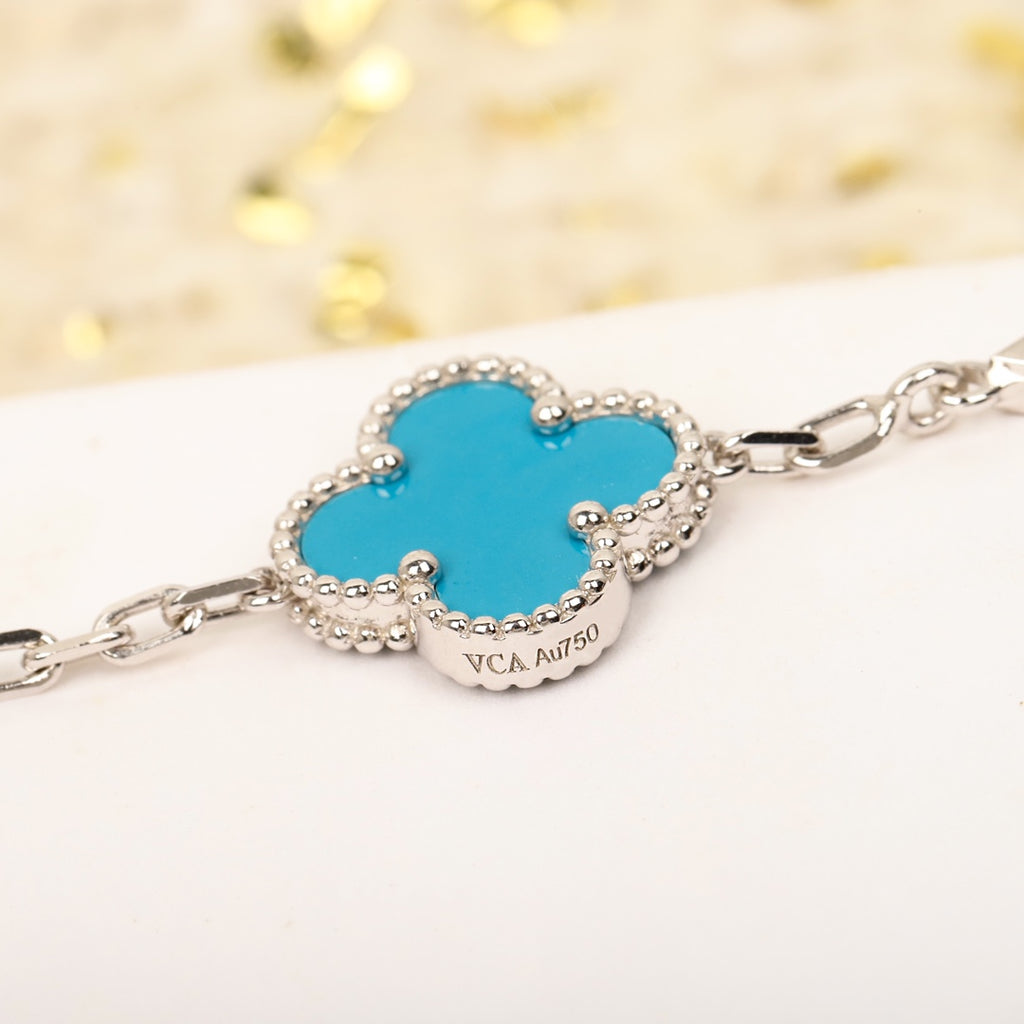 The Icon Clover (aqua)